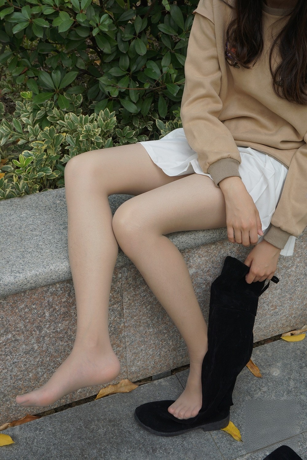 A013-过膝靴配灰丝