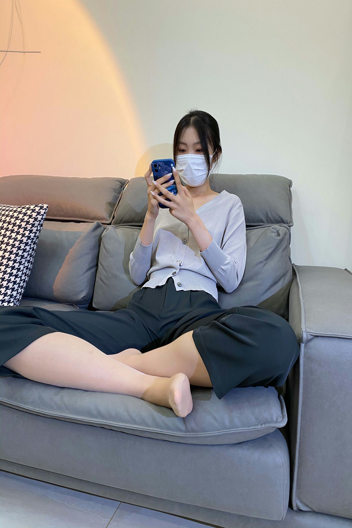 J005-沙发上的库里丝